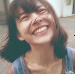 吃瓜大笑头像男生,揭秘吃瓜大笑男生的欢乐瞬间